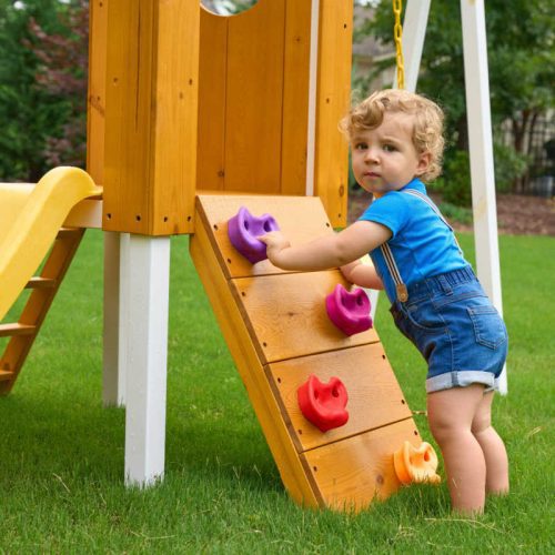 AvenlurForestSmallToddlerSwingSetRockClimbingWall 1 min