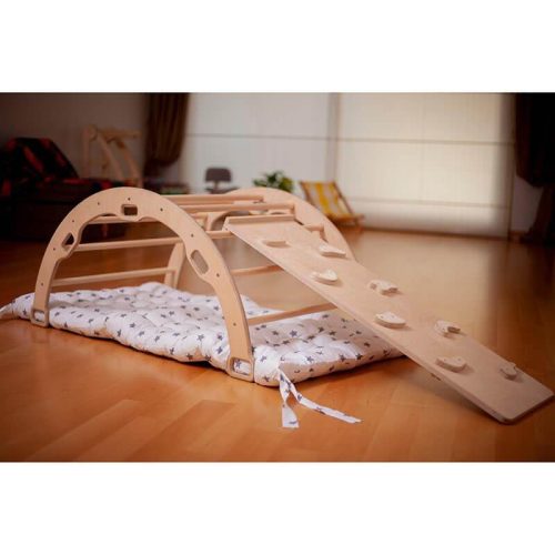 Kidodido Climbing Arch Rocker With Pillow And Rockwall Front Side View With White Pillow And Stars