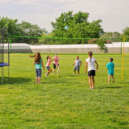 Skywalkertrampolinevolleyballnetaccessorywithkidsplaying